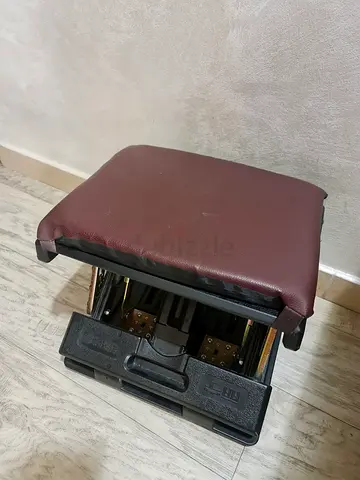 Foldable stool, foot rest