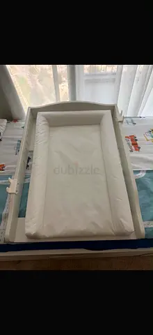 IKEA SMÅGÖRA Changing Table + Complete Accessories – AED 100