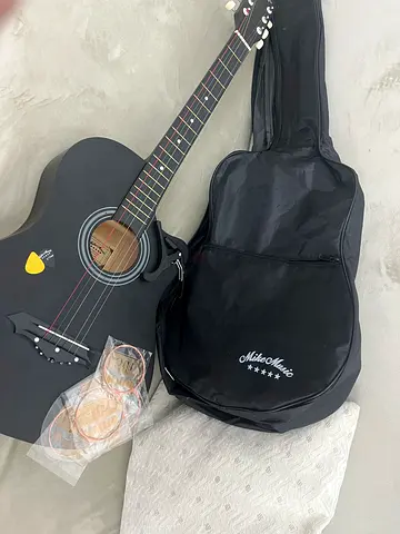 Juarez 38 Inch Cutaway Acoustic black Guitar