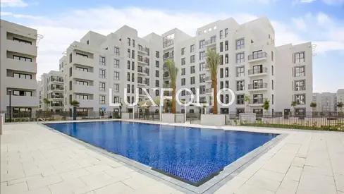 Pool View | Vacant | Unfurnished