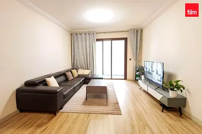 Spacious APT | Near Metro | Furnished