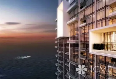 Luxury Waterfront 1BR | Prime Location| High Floor