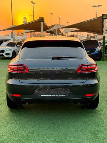 صورة 6 لـ 2018 Porsche MACAN