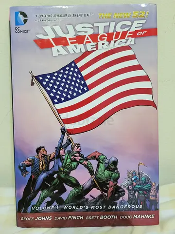 Justice League of America Vol. 1: World's Most Dangerous (DC Comics) - Paperback/Graphic Novel