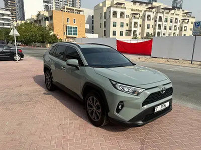 2025 Toyota RAV 4 — фото 1