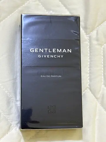 Givenchy Gentleman Eau de Parfum - Brand New