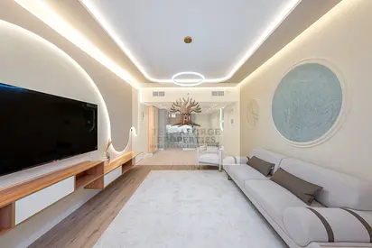 Huge Space | Fully Furnished Upgraded / Flexible Payment