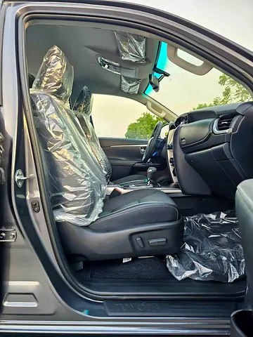 2026 Toyota FORTUNER photo 8