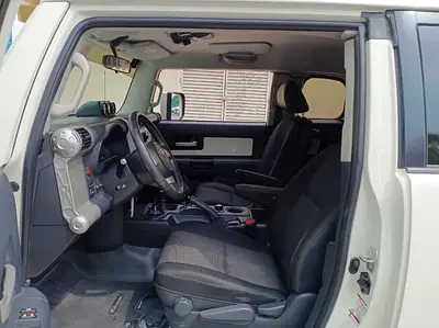2016 Toyota FJ CRUISER photo 13
