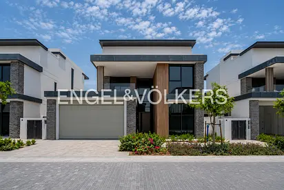 Large Plot | Detached | Private Pool | Type B