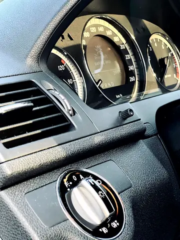 صورة مصغرة 15 لـ 2011 Mercedes-BENZ C-CLASS