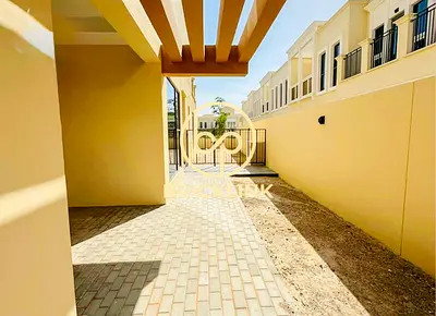 Spacious 5BR | End Corner | Single Row | Brand New