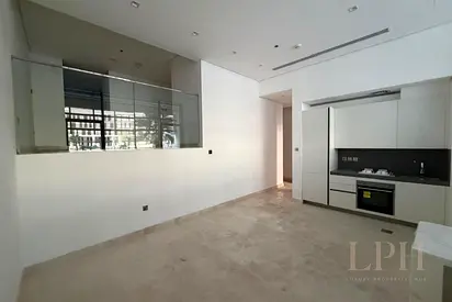 Unfurnished | Vacant | Ground Floor