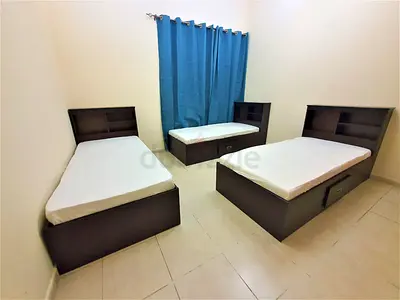 Near Souq Extra, Bedspace, Executive