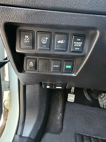 2017 Nissan ROGUE — фото 13