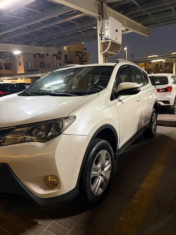 2013 Toyota RAV 4 — фото 2