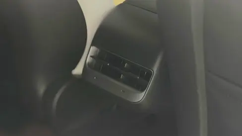 صورة مصغرة 13 لـ 2022 Tesla MODEL Y