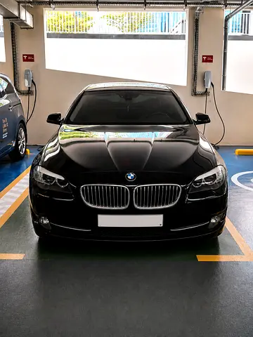 2011 BMW 535i GCC Specs | Family Used | 185,000 KM