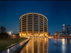1BR Apartment | Furnished | Burj & Downtown Views | Resort-Style Amenities