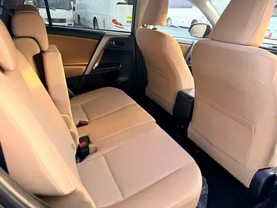 2017 Toyota RAV 4 照片 9
