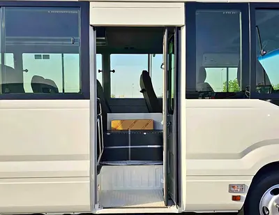 2025 Toyota COASTER 照片 14