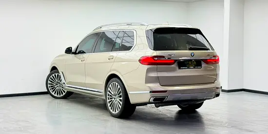 2019 BMW X7 — фото 6