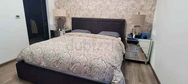 King Size Bed with 2 Bedside Tables