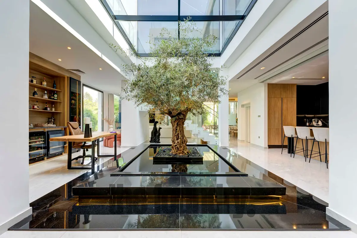 Upgraded and Furnished Villa in Al Barari - Exclusive