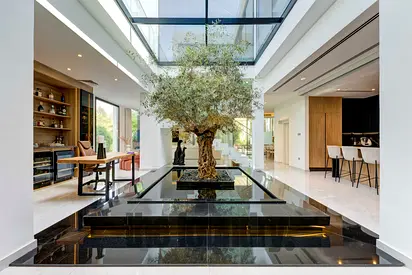 Upgraded and Furnished Villa in Al Barari - Exclusive