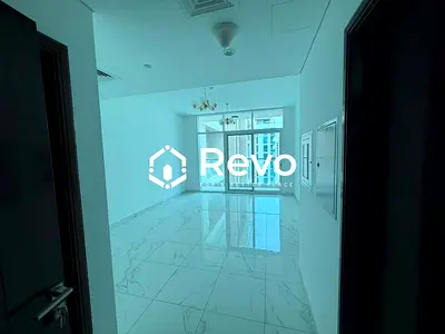 Close Kitchen | With balcony | Near to Metro