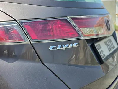 صورة 9 لـ 2010 Honda CIVIC