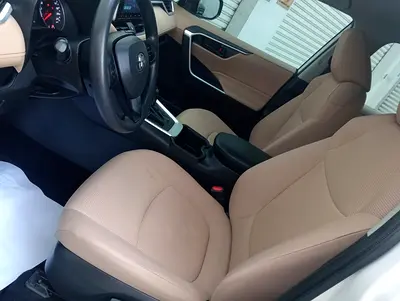 صورة 8 لـ 2023 Toyota RAV 4