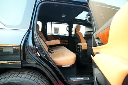 صورة 14 لـ 2026 Lexus LX-SERIES