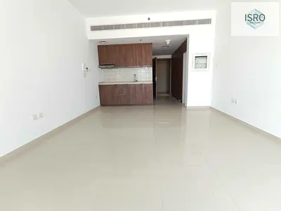 READY||STUDIO||BRIDGE BUILDING||TOP FLOOR||