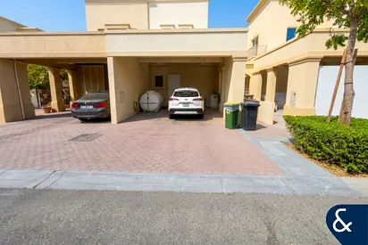 Vacant | 2 Bedroom | Near Pool And Park