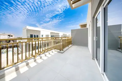 Brand New | Spacious 4BR | Closed Kitchen