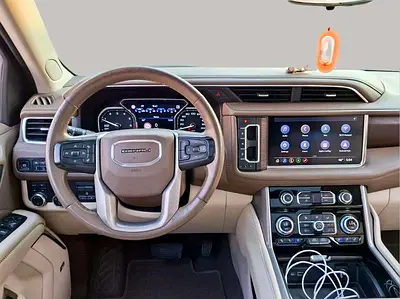 صورة 10 لـ 2021 GMC YUKON