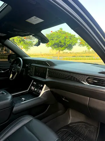 GMC Yukon Denali, миниатюра 12