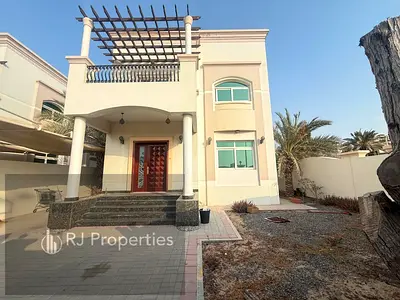 LUXURY AND VERY SPACIOUS 5bhk Villa with made room with parking ready to move just 110k