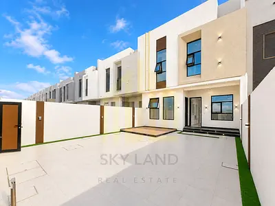 Townhouse - Good location - Fees included - 3 floors - Excellent price
