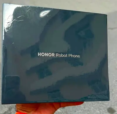 Honor Robot Phone 🤖 16/1TB