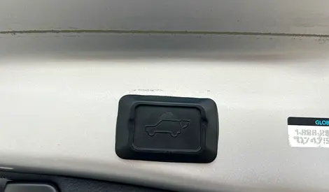 2021 Toyota RAV 4 — миниатюра 18