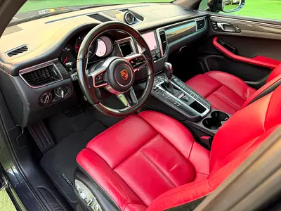 صورة 9 لـ 2018 Porsche MACAN