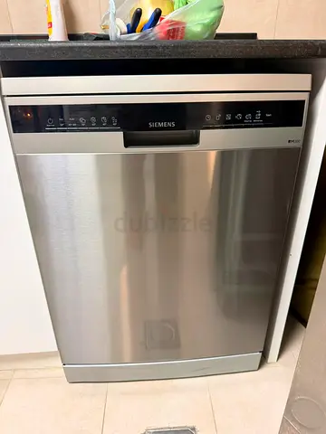 Siemens iq 300 diswasher 3 racks like new