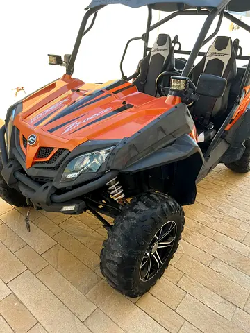 2-seater Off-Road UTV/ATV Buggy Cfmoto model z force 550 ex (80000km)’ - verey good Condition