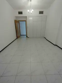 2 bhk aviable Abu hail metro good for family sharing allowed only with balcony car parking available