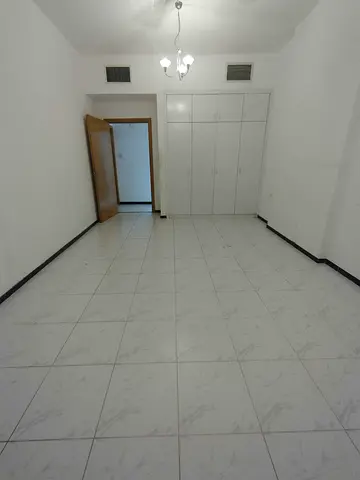 2 bhk aviable Abu hail metro good for family sharing allowed only with balcony car parking availabl