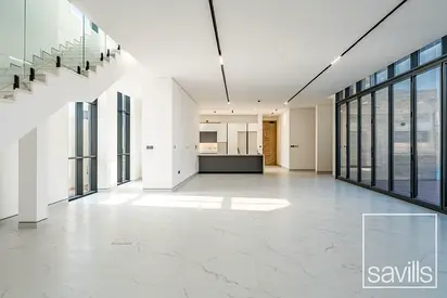Modern villa Spacious Garden|Vacant soon| Elevator