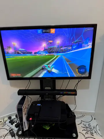 55" LED LCD TV - Good working condition, currently used for gaming with stand and ps4 and (no ps5)