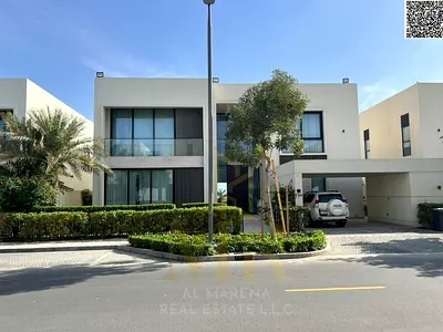 فرصة ذهبية لامتلاك فيلا فاخرة في واحدة من أرقى المناطق في إمارة عجمان بسعر شامل الكهرباء والمياه والمكيفات والفرش الزوراء، عجمان فرصة ذهبية لامتلاك في